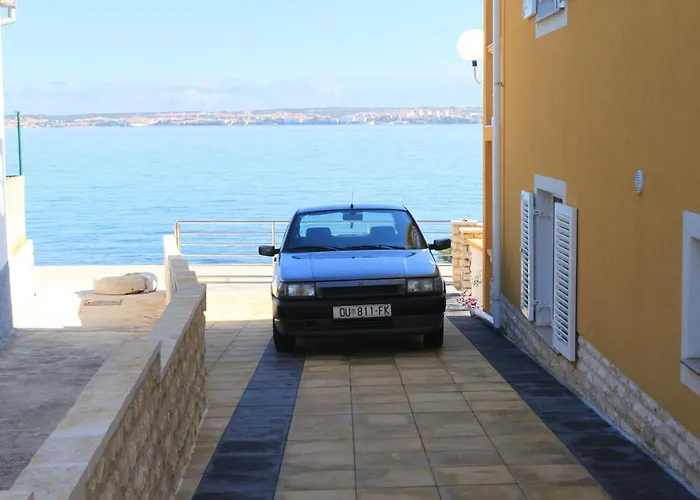8384c Appartement *